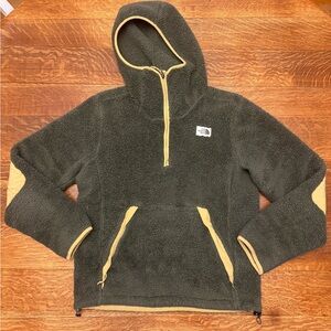 he North Face Sherpa Fleece Pullover Hoodie – Olive Green with Tan Trim